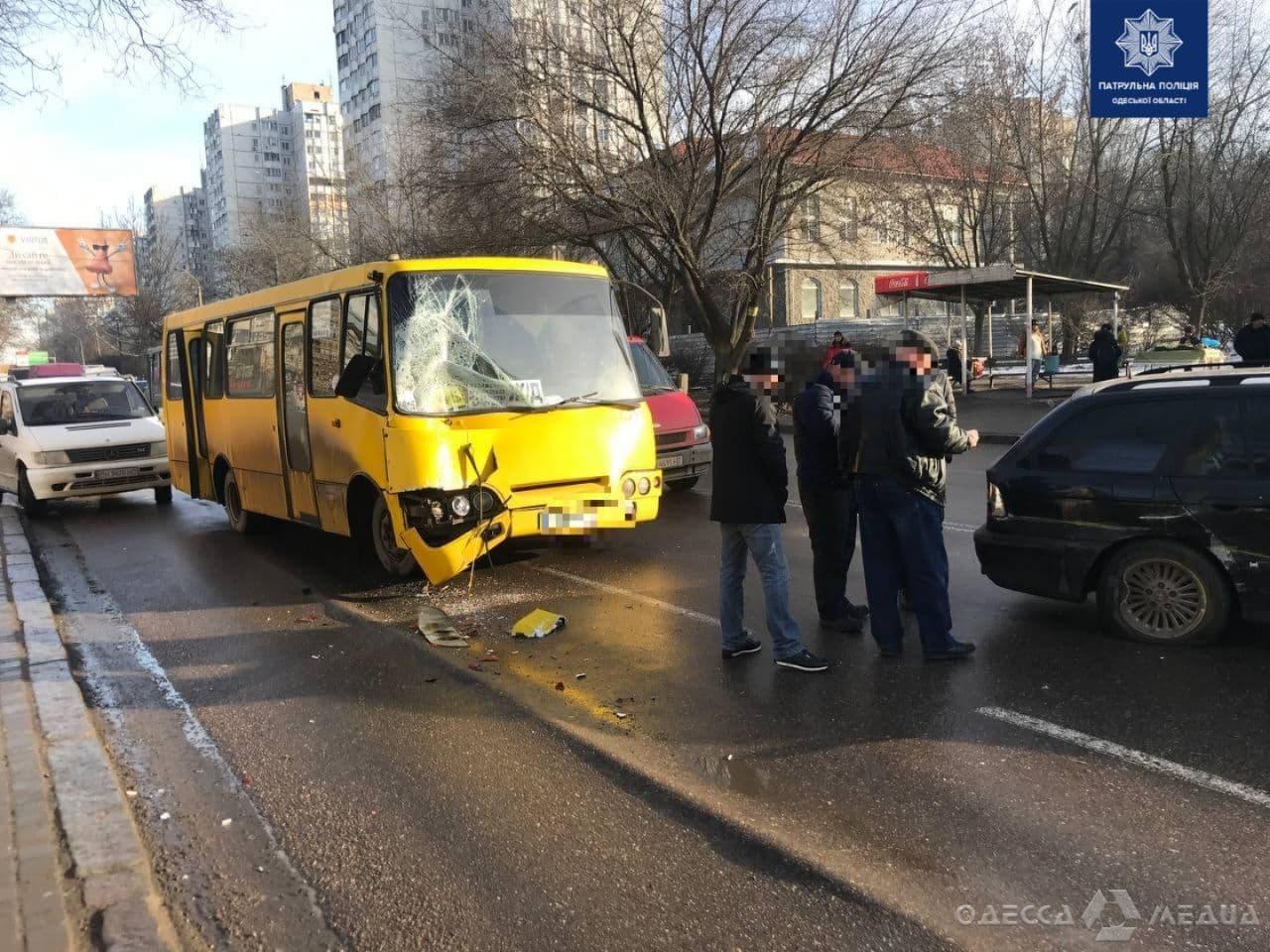 Не повредит одесса. Богдан маршрутка авария.