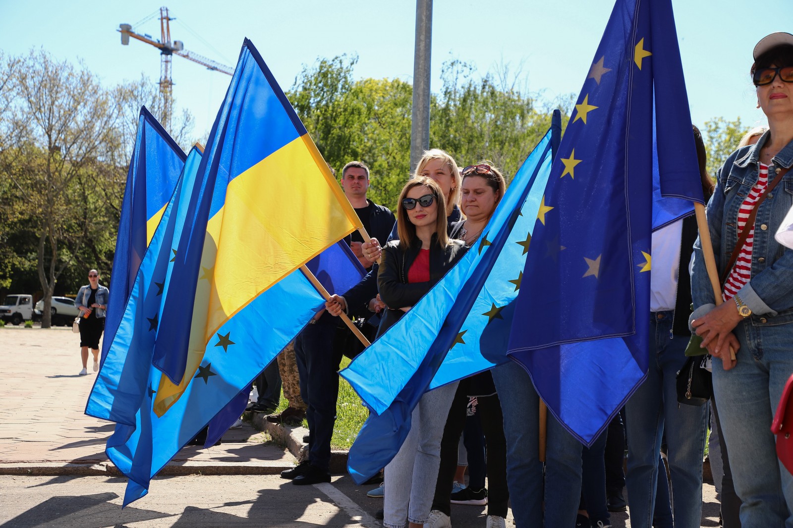 Одесский праздник. День Европы. День Европы в Украине. Украинский флаг Одесса. День Европы картинки.