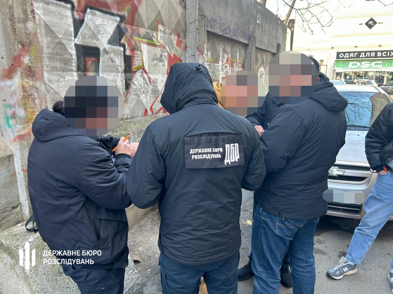 dbr-vikrilo-spivrobitnika-centru-zabezpechennya-minoboroni-yakij-za-groshi-organizovuvav-uhilyantam-nepridatnist-do-vijskovoi-sluzhbi-3.jpeg